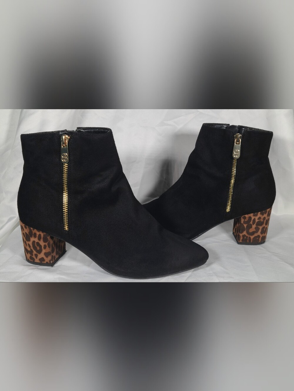 Bandolino Black Ankle Boots with Leopard Block Heel and Gold Zip Accent